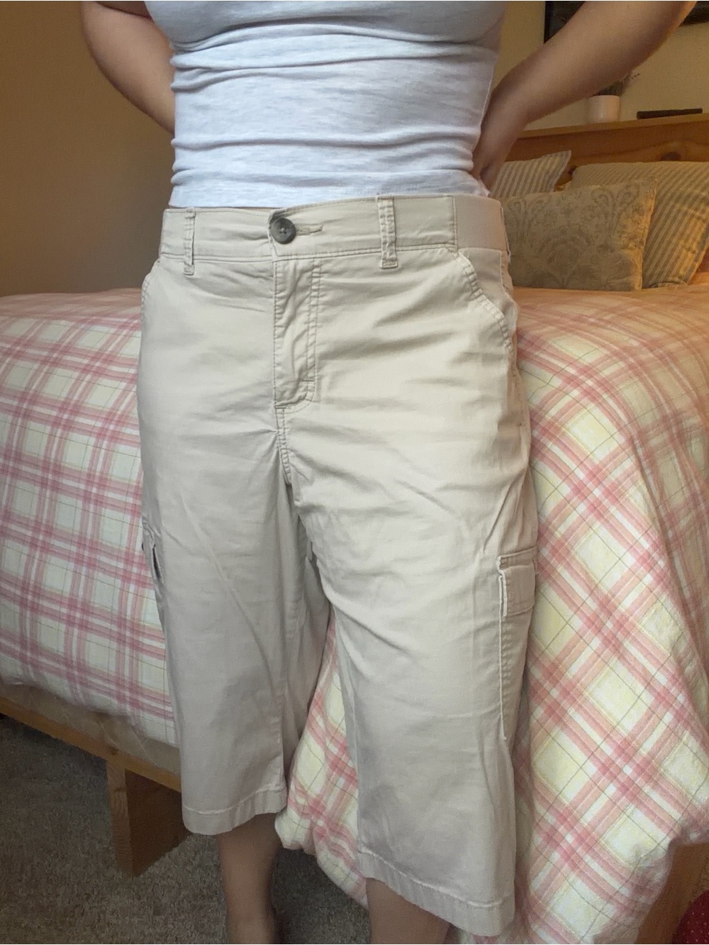 Lee Tan Capri Cargo Pants